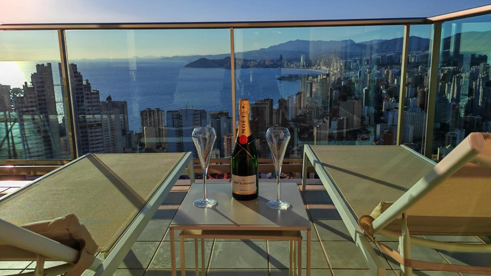 Appartement Skyline Floor 28 Sea Views à Benidorm Extérieur photo