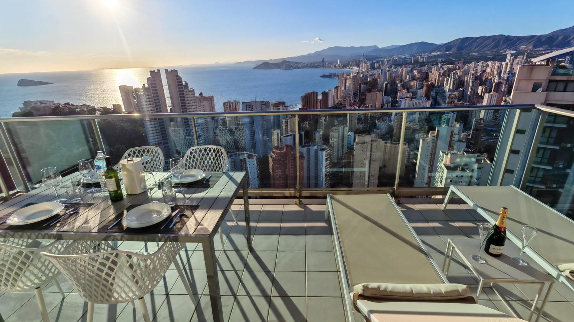 Appartement Skyline Floor 28 Sea Views à Benidorm Extérieur photo