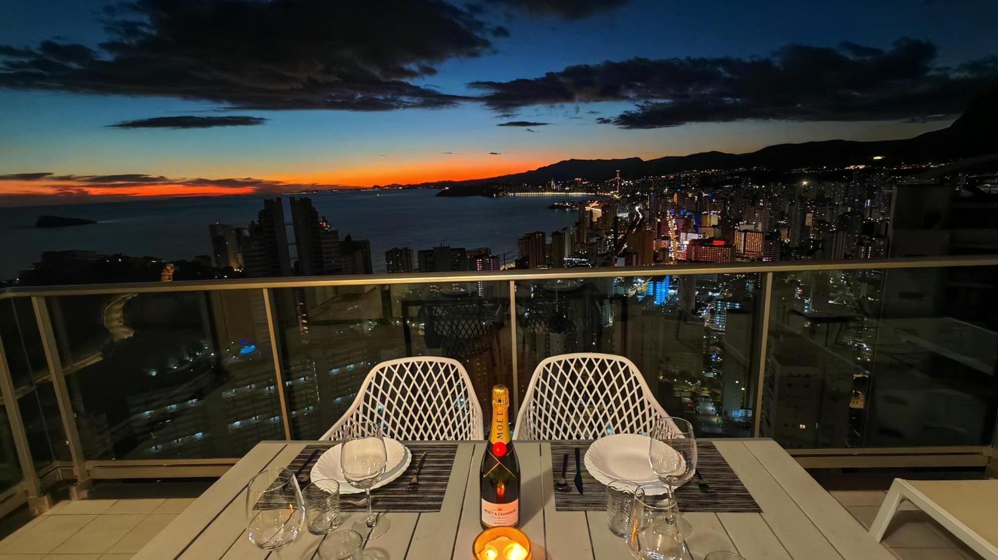 Appartement Skyline Floor 28 Sea Views à Benidorm Extérieur photo